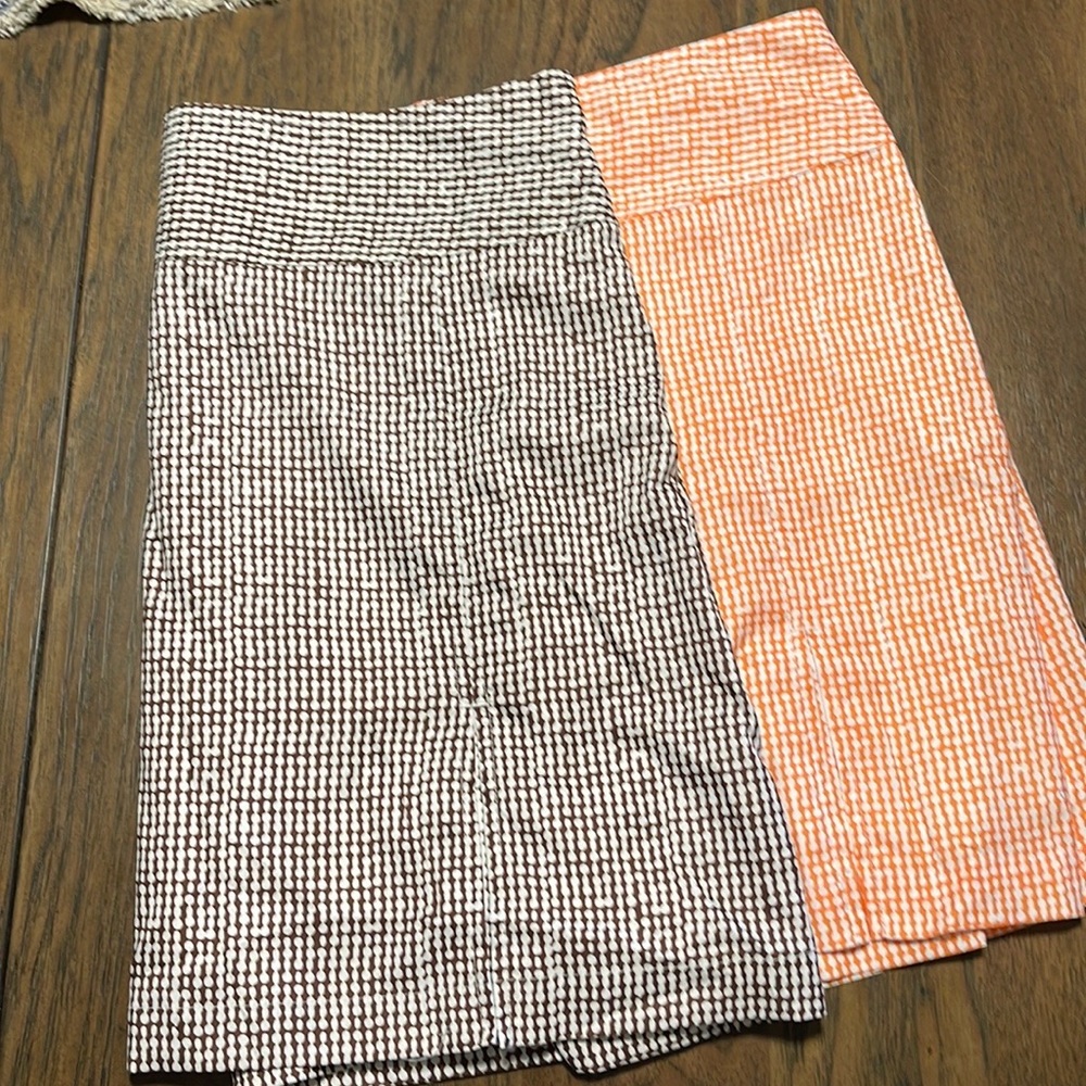 Set of 2 Izod Skorts. Ladies Size 12. Golf, tennis, pickle ball.